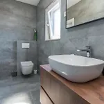 Pet Friendly In Tinj